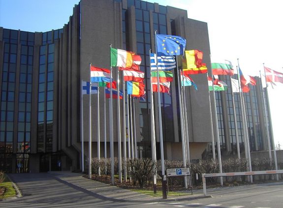 Európai Számvevőszék: le kell vonni a tanulságokat az eddigi vírus elleni intézkedésekből