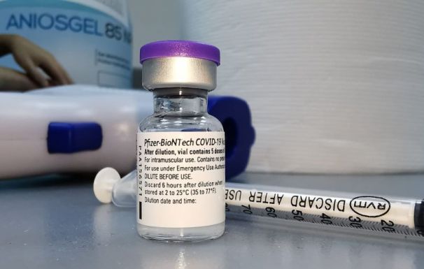 Jövő héten helyreállhat a Pfizer-BioNTech oltás szállításának üteme