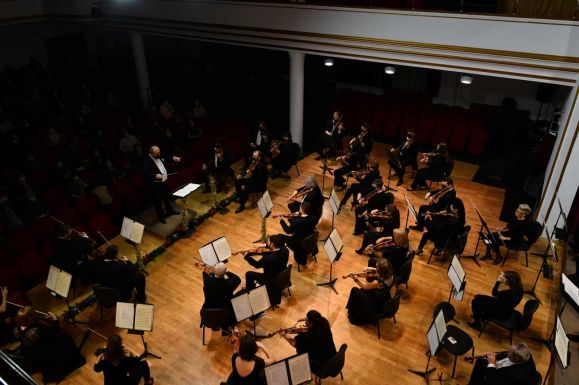 Díjazás nélkül is vállalta a nagyváradi koncertfellépést Artur Kaganovszkij és César Álvarez