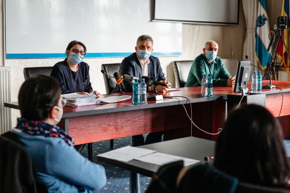 Felfüggesztik a szolgáltatást, de a szemét elszállítását biztosítaniuk kell Marosvásárhelyen