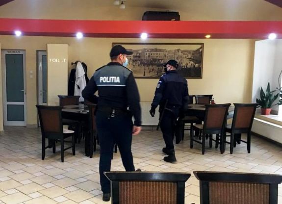 Tízezer lejre bírságolták a Hargita megyei panziótulajdonost, mert esküvőt szervezett