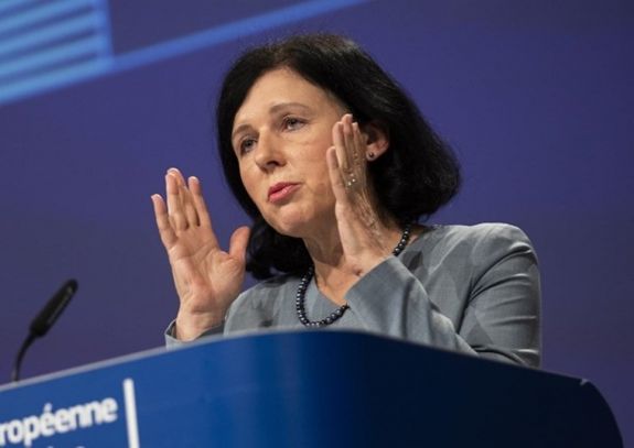 Vera Jourová, a többségi