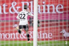 Juve-győzelem Milánóban, már nincs veretlen csapat az európai topligákban