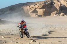  Dakar-rali: Gyenes a 32. helyen zárta a tizedik szakaszt