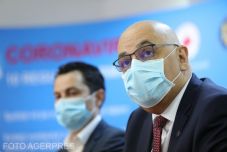 Arafat: aki beoltja magát, szabadabban utazhat majd nyáron