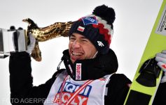 Négysáncverseny: Kamil Stoch vihette haza az Aranysast