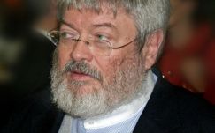 Szőcs Géza emlékére ad online koncertet erdélyi előadók részvételével a MÁV Szimfonikus Zenekar