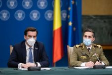 Megérkezett az országba az első, Moderna védőoltást szállító kamion