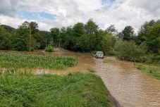 Az esőzések következménye: árvízriadót adtak ki több megyére