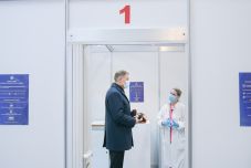 Iohannis szerint változott a mentalitás, sokan szeretnék már beoltatni magukat