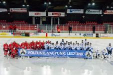 Megemlékeztek a csíkszeredai jégkorongozás kezdeteiről