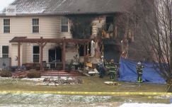 Hajszálon múlt, de túlélte a család, hogy a házukra zuhant a repülő