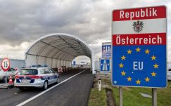 Péntektől kötelező elektronikus regisztrációval lehet csak belépni Ausztriába