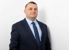 Fiatalon elhunyt egy koronavírussal diagnosztizált polgármester