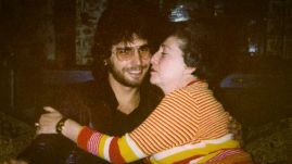 Online nézhető az LGT tisztázatlan körülmények között elhunyt gitárosáról szóló film