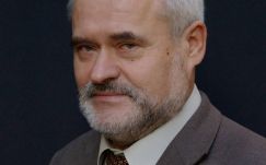 KÓTA-életműdíjjal tüntették ki Szép Gyulát, a Kolozsvári Magyar Opera igazgatóját