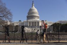 Lemond posztjáról a Capitolium rendőrségének parancsnoka