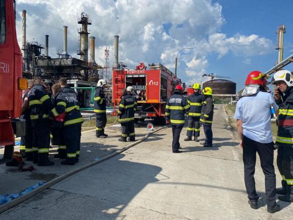 A kőolaj-finomítónál történt robbanás mérlege: egy halott és négy sérült van