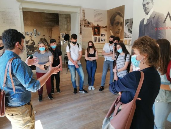 Öt iskola 450 diákja fedezte fel környezetét Ady és Arany nyomdokain járva