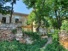 Böjte Csaba alapítványa megvenné a székelyhídi Stubenberg-kastélyt, amelyben gyermekotthont működtet