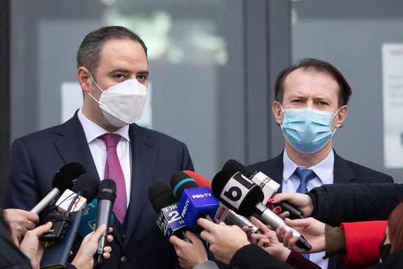 FRISSÍTVE – Menesztette a kormányfő Alexandru Nazare pénzügyminisztert