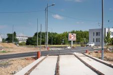 Októberig kellene elkészülnie az új váradi villamosvonalnak