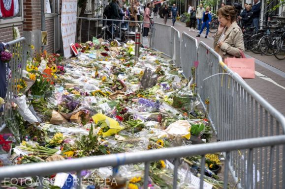 Belehalt sebesülésébe a tíz nappal ezelőtt meglőtt holland újságíró