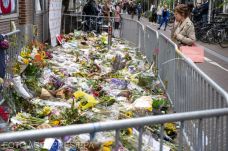 Belehalt sebesülésébe a tíz nappal ezelőtt meglőtt holland újságíró