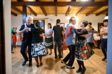 Tíz napig zengett Csernáton a népdaltól, néptánctól és nevetéstől