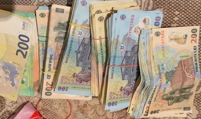 Nagy fogás: három megyében tevékenykedő cigarettacsempészeket vettek őrizetbe