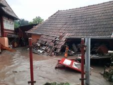 Az ország 15 megyéjében okozott gondokat az ár az elmúlt napon