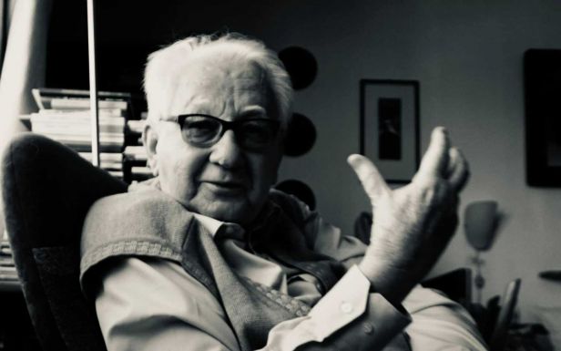 Elhunyt Gálfalvi Zsolt irodalomkritikus, esszéíró