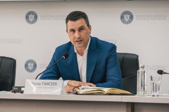 Differenciált gépjárműadó: Tánczos Barna szerint különbséget kell tenni a kiskeresetűek és az urizálók között