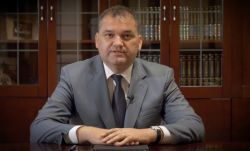 Cseke Attila: jelenleg az alkotmány nem teszi lehetővé a regionalizációt