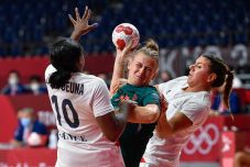 Hősiesen küzdve egy góllal kapott ki a franciáktól a női kézilabda-válogatott