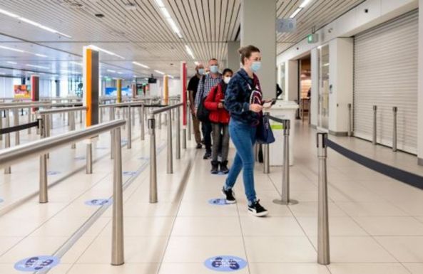 Hollandiába csak oltási igazolvánnyal vagy negatív koronavírus-teszttel lehet belépni 