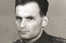 Meghalt Stefan Michnik, európai elfogató parancs alapján körözött sztálinista lengyel vérbíró