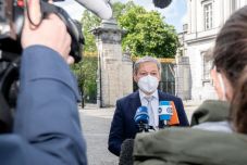 Dacian Cioloş: nem mondunk le a kétfordulós polgármester-választásokról