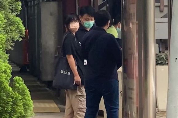 Őrizetbe vették Hongkongban a Tienanmen téri eseményekről megemlékező gyülekezés szervezőjét