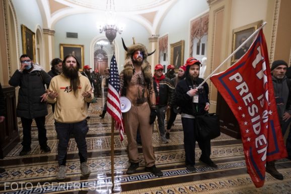 Biden nem állít fel a Capitolium elleni támadást vizsgáló bizottságot