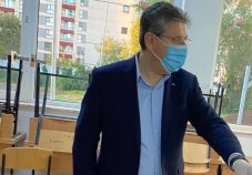 Minimalizált egy „drámai incidenst”, menesztették a bukaresti főtanfelügyelőt