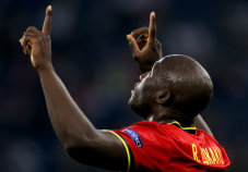 Könnyed belga siker az oroszok ellen, Lukaku duplázott