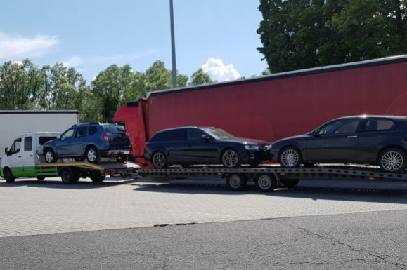 Megbírságolták a román „horrortréler” vezetőjét az ártándi határátkelőnél