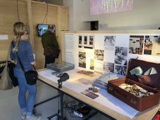 Sepsiszentgyörgyre érkezett az Elmúlt jelen, a rendszerváltást bemutató kiállítás