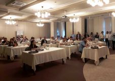 Ákovita: színvonalas volt az első erdélyi párlat- és pálinkaverseny mezőnye