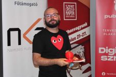 Plakátpályázat: nagyváradi köztereken köszönnek vissza a pályamunkák