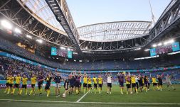 Lengyelország sereghajtóként búcsúzik a foci Eb-től, Svédország magabiztosan halad tovább