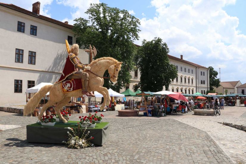 Pörgés helyett pangás jellemezte a nagyváradi Szent László Napokat szombat délután