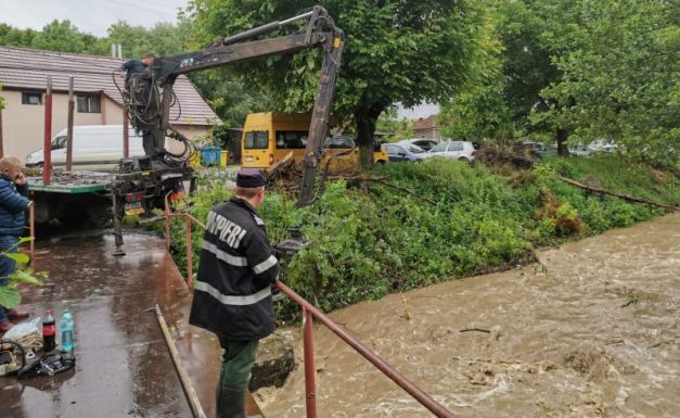 Újabb első- és másodfokú árvízriasztásokat adtak ki a hidrológusok