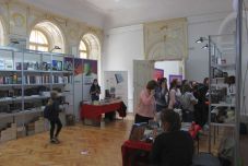 Az irodalom a járvány legjobb ellenszere – megnyílt a 10. Kolozsvári Ünnepi Könyvhét